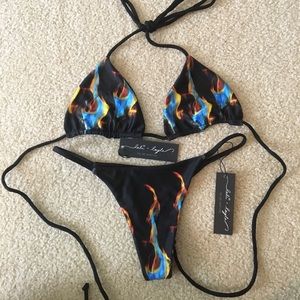 Lali and Layla Light My Fire Set